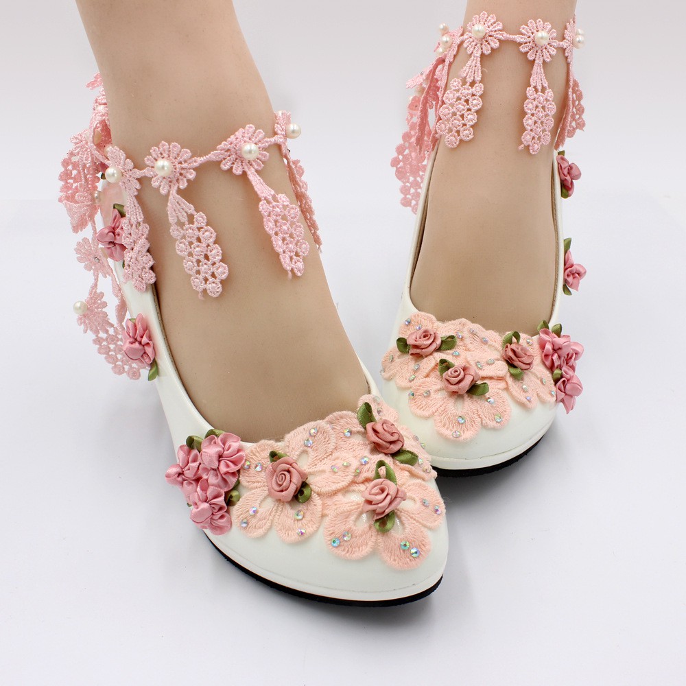 Flower Decoration High-heeled Women&amp;#039;s Shoes Autumn Round Toe Patent Leather Wedding Shoes Bride Wedding Dress Shoes